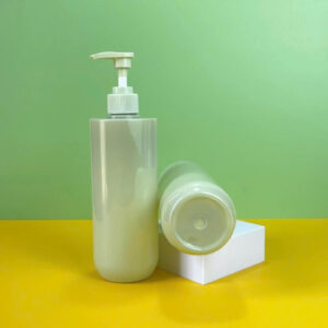 chai nhua chat lieu pet xanh vai ngang de bau voi nhan xanh 6